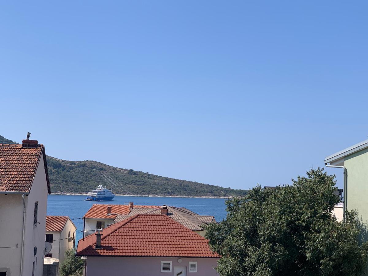 Apartment Landeka Primošten Eksteriør bilde