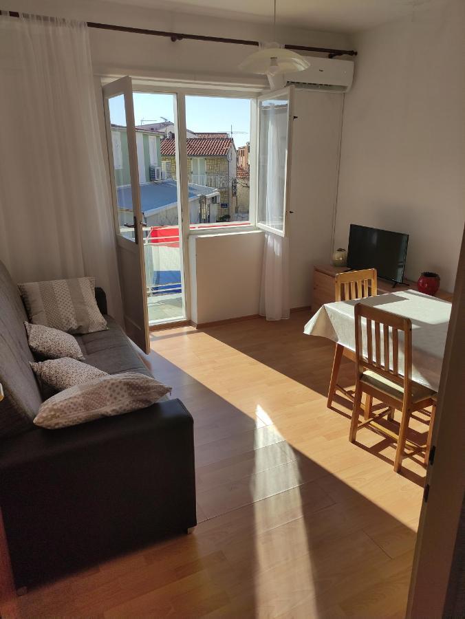 Apartment Landeka Primošten Eksteriør bilde