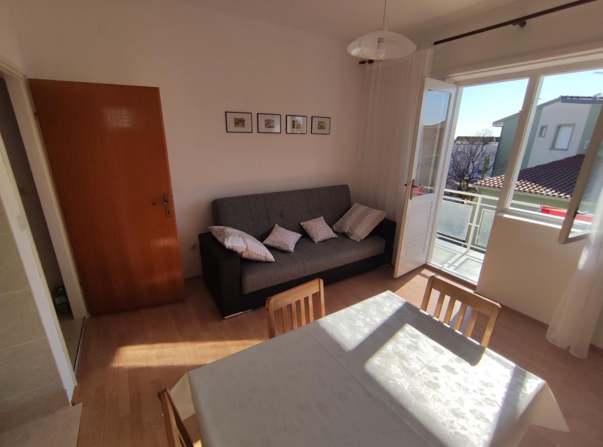 Apartment Landeka Primošten Eksteriør bilde